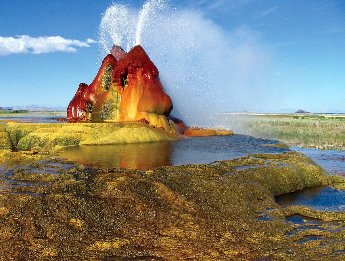 Travel adventures to fly geyser