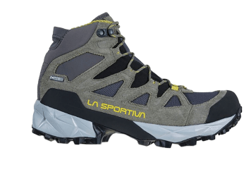 Best Hiking Boots for Women with Narrow Feet On The Pacific SouthWest Trails Outdoor Adventure RV Travel Blog AOWANDERS Travel Blog